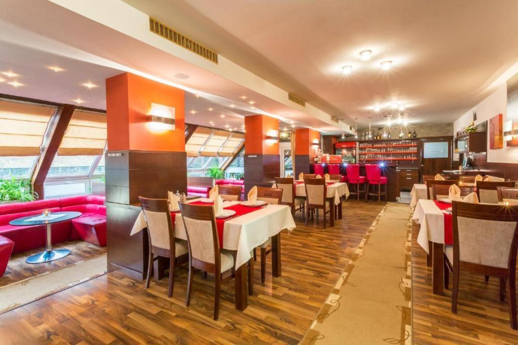 Hotel Sipox Štrba Exteriör bild